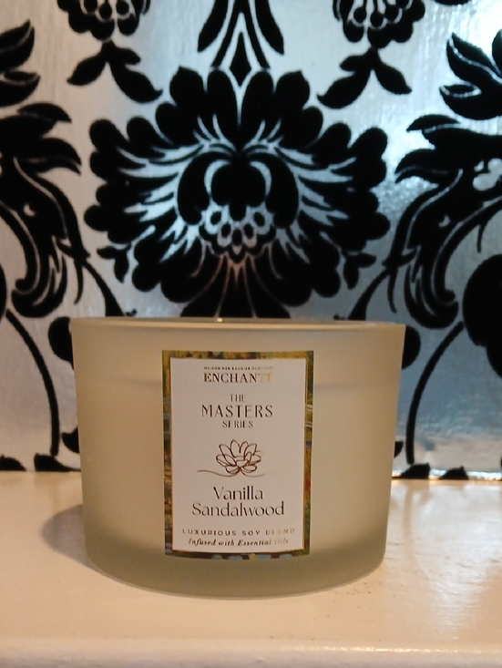 Other - Vanilla Sandalwood 3 Wick Soy Candle -l